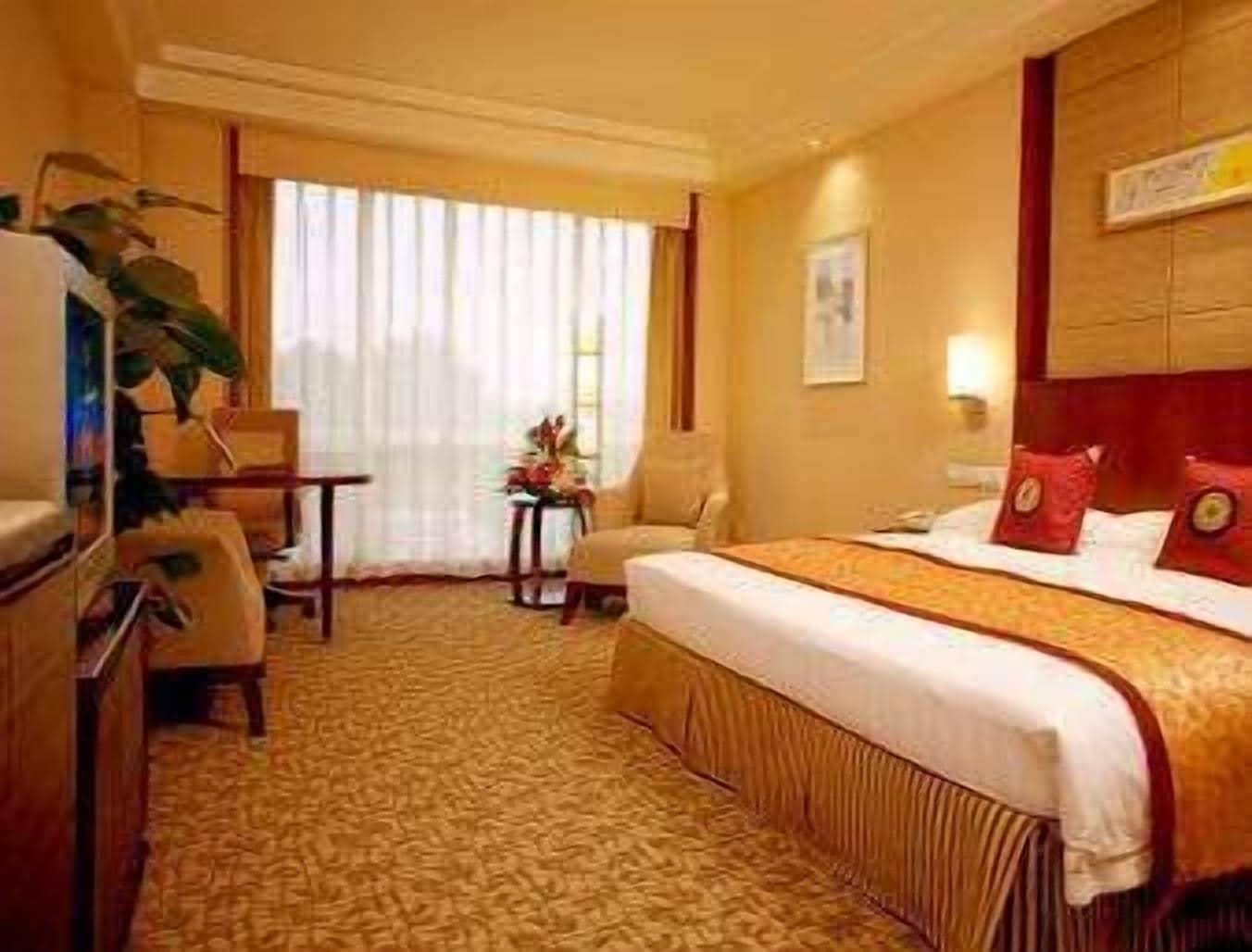 Отель Ramada Beijing North Changping Номер фото