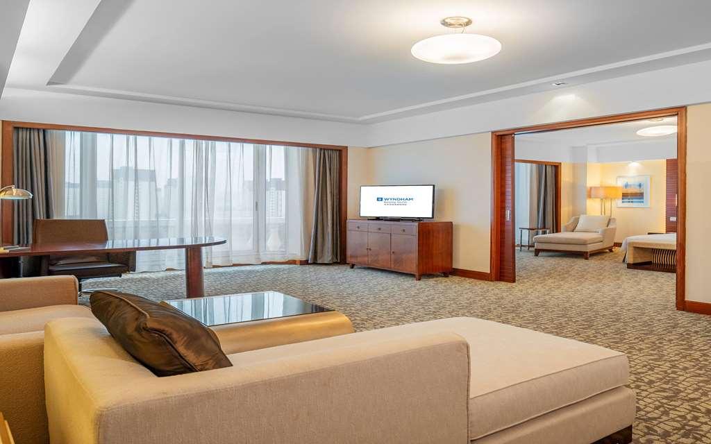 Отель Ramada Beijing North Changping Номер фото