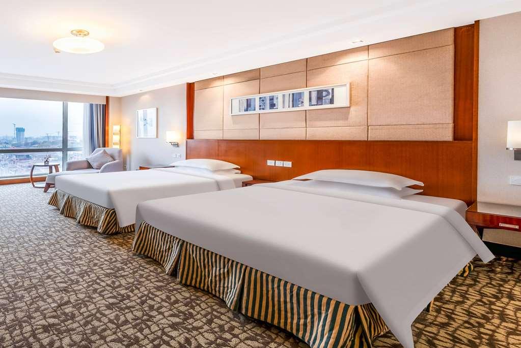Отель Ramada Beijing North Changping Номер фото
