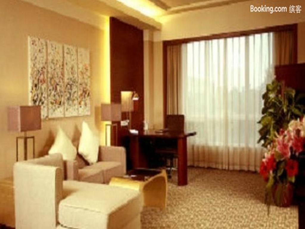 Отель Ramada Beijing North Changping Номер фото